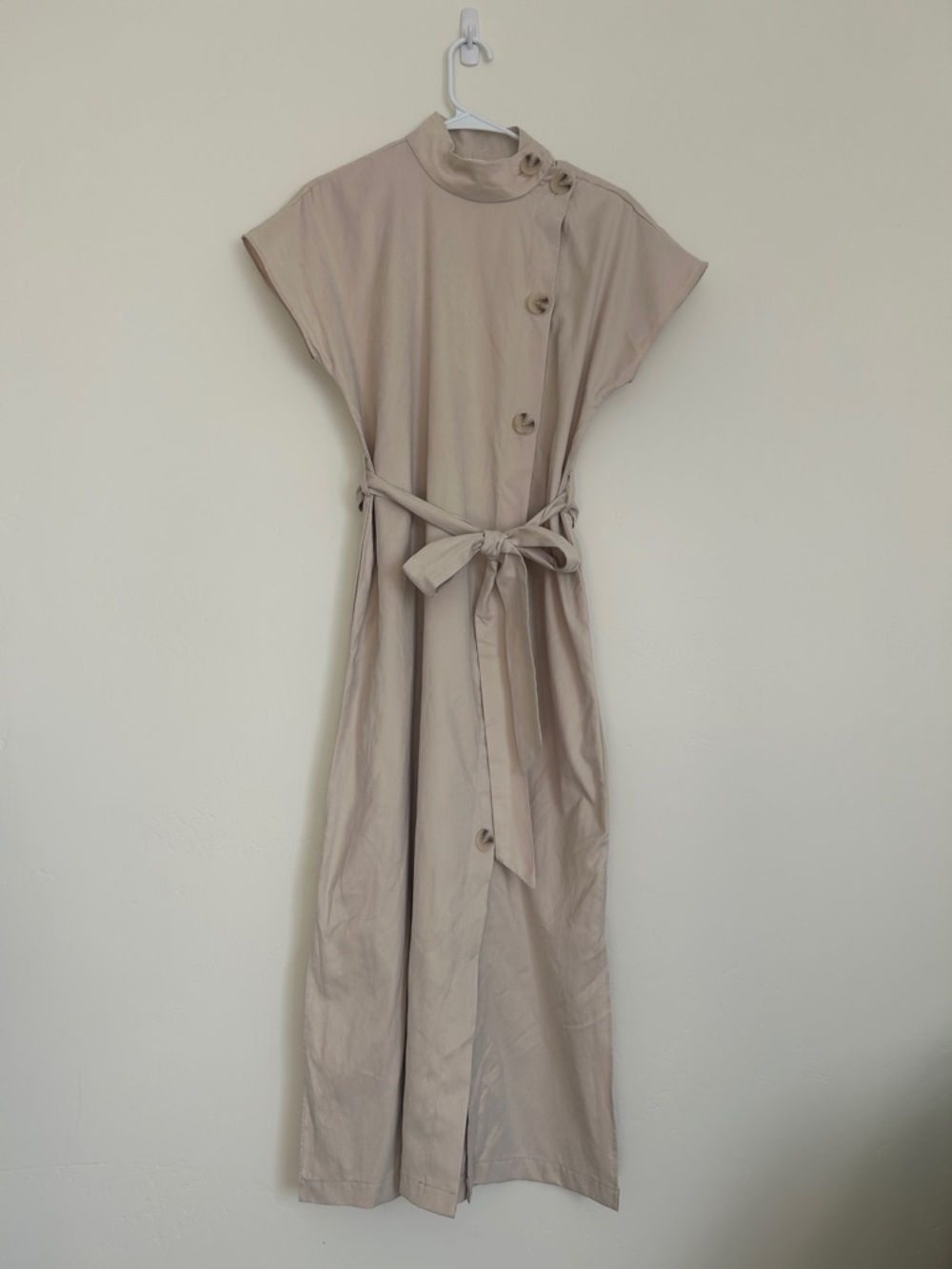 MELLODAY Light beige Midi Dress with Belt & Button Accents